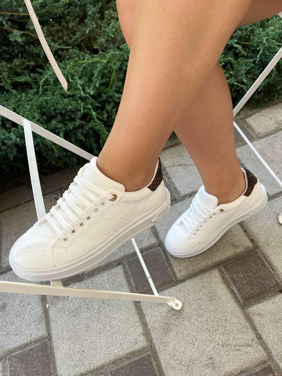 Louis Vuitton White Logo New