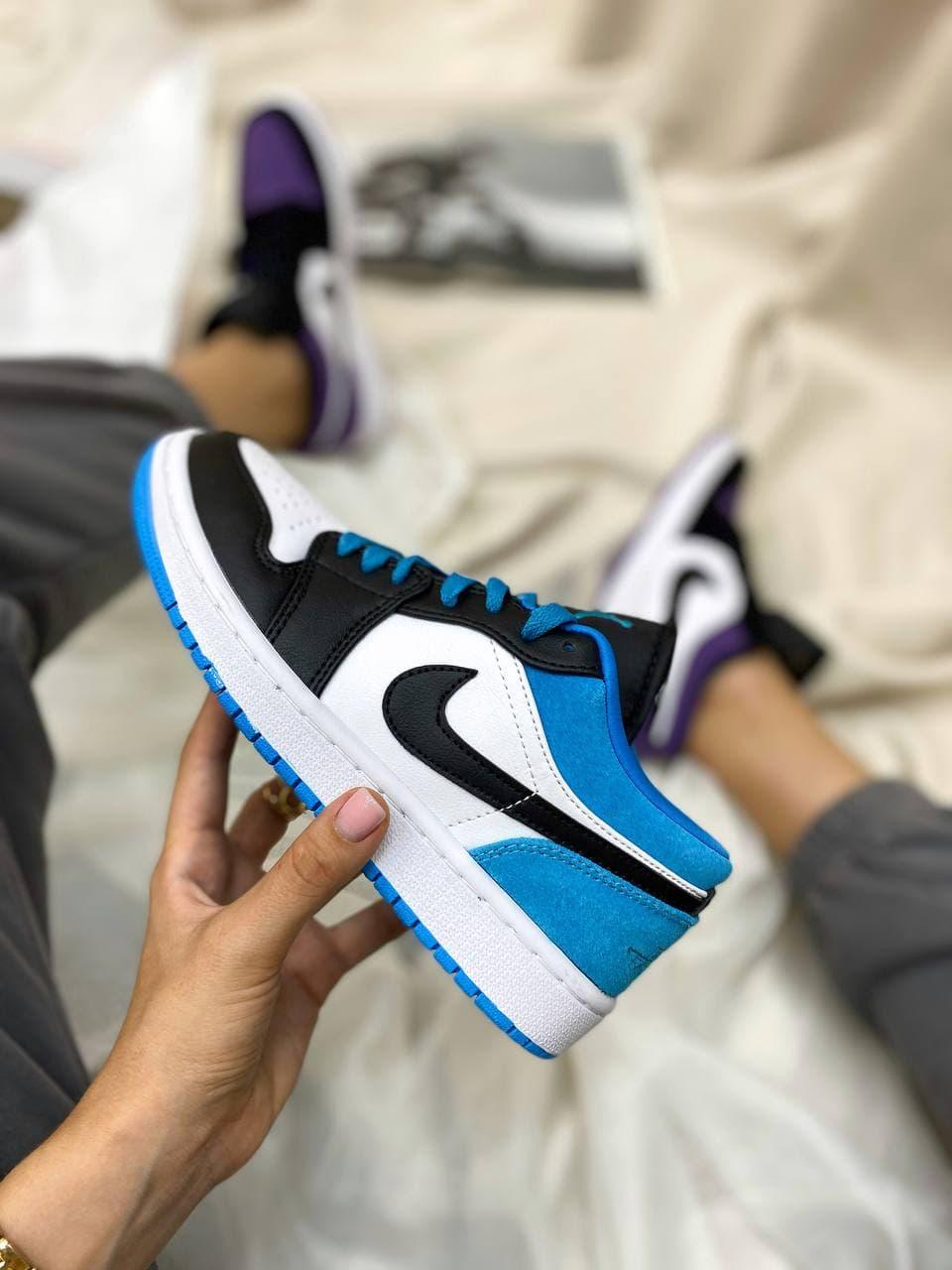 Nike Air Jordan Retro 1 Low Blue White Black 2
