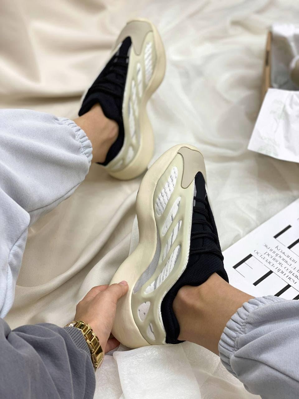 Adidas Yeezy Boost 700 V3 Azael 2