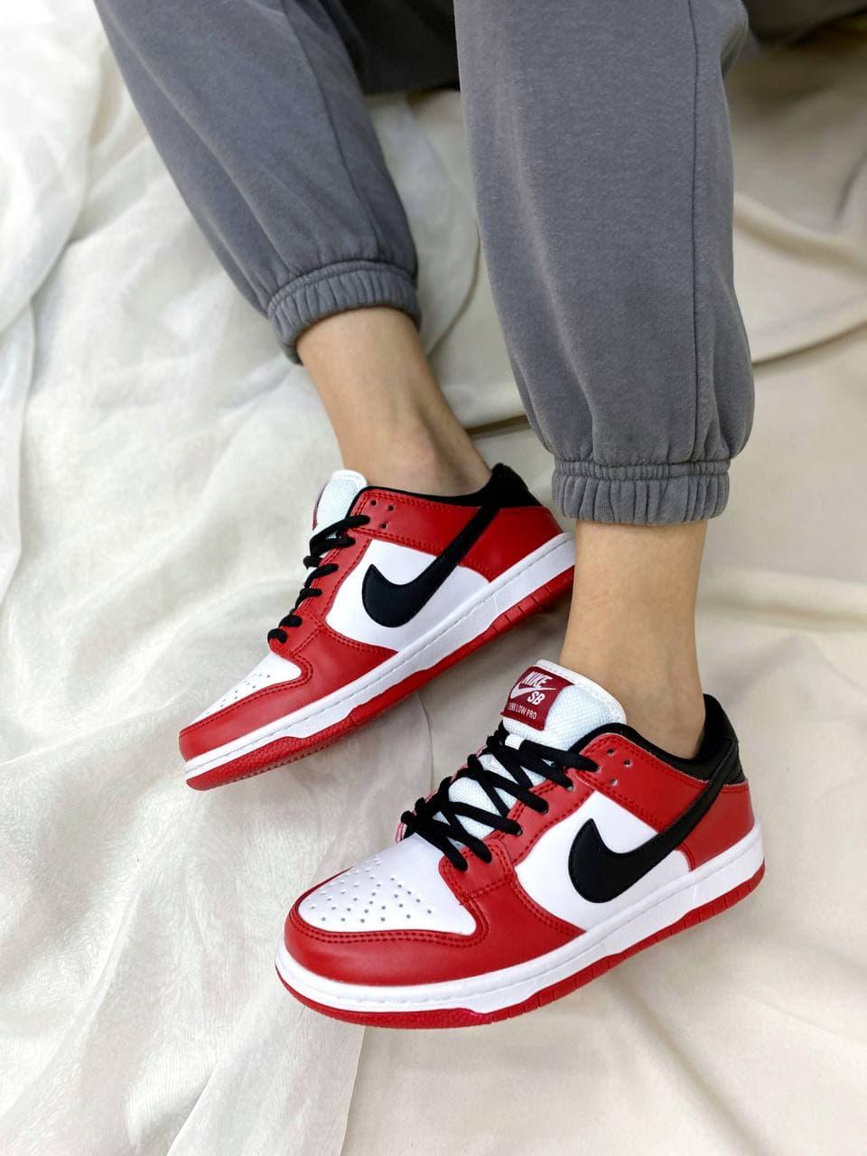 Nike Dunk Disrupt Red White Black