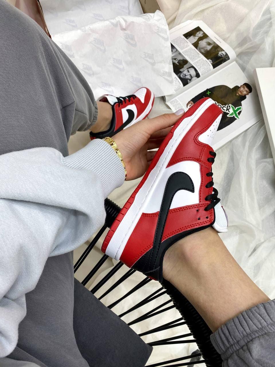 Nike Dunk Disrupt Red White Black