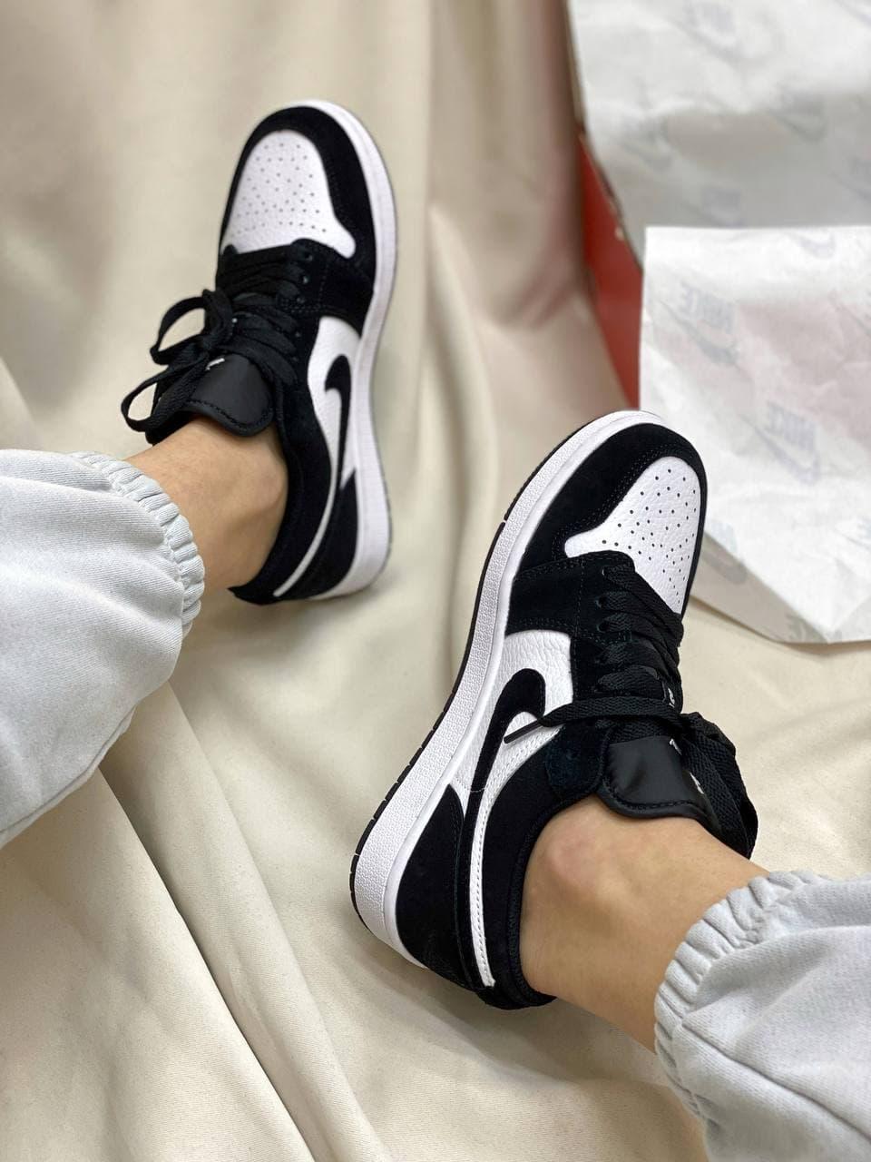 Nike Air Jordan Retro 1 Low Black White (Замша)
