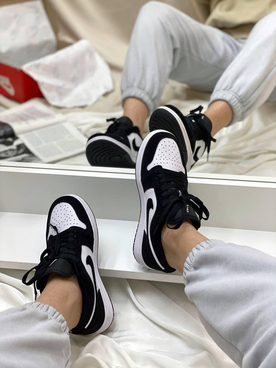 Nike Air Jordan Retro 1 Low Black White (Замша)