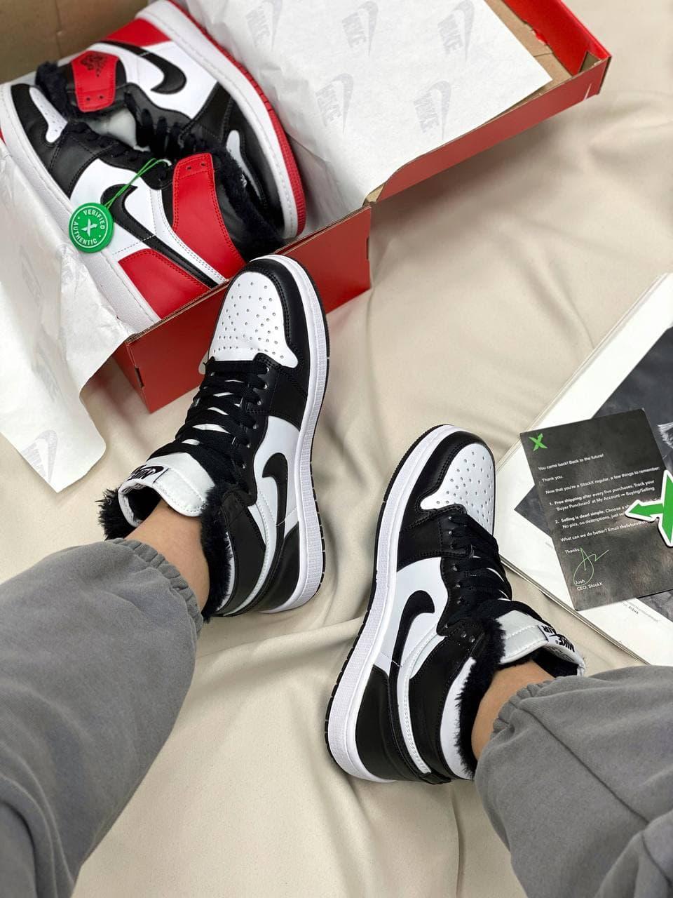 Nike Air Jordan Retro 1 High Black White 3