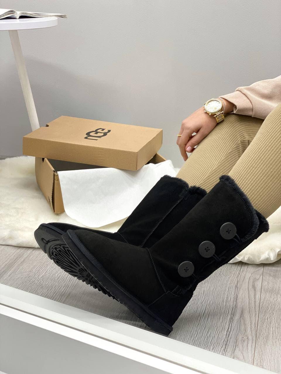 UGG Bailey Button Triplet II Black