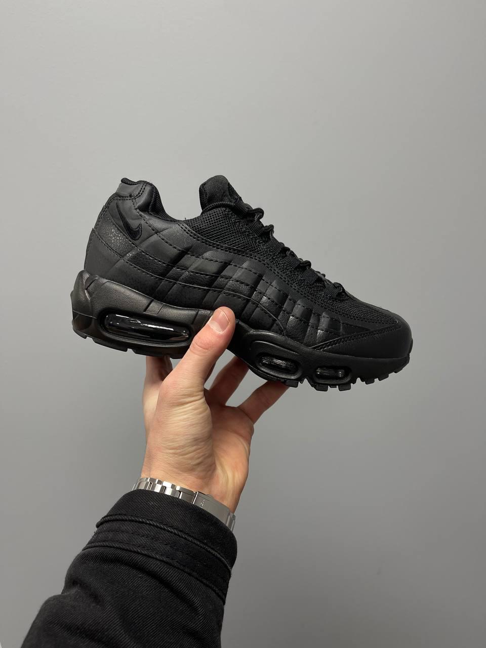 Nike Air Max 95 Full Black