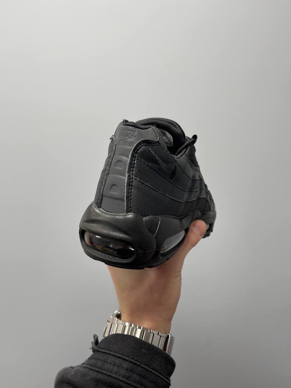 Nike Air Max 95 Full Black