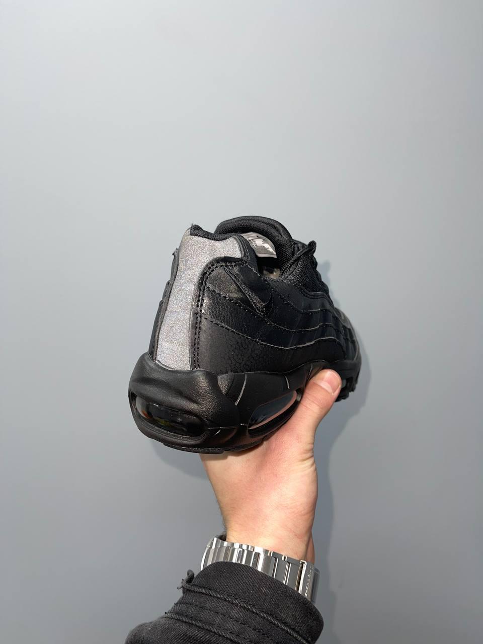 Nike Air Max 95 Full Black