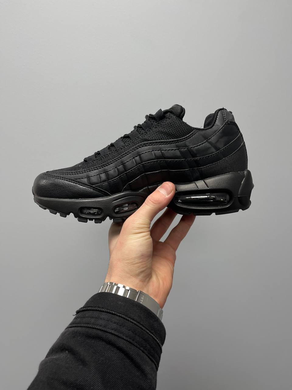 Nike Air Max 95 Full Black