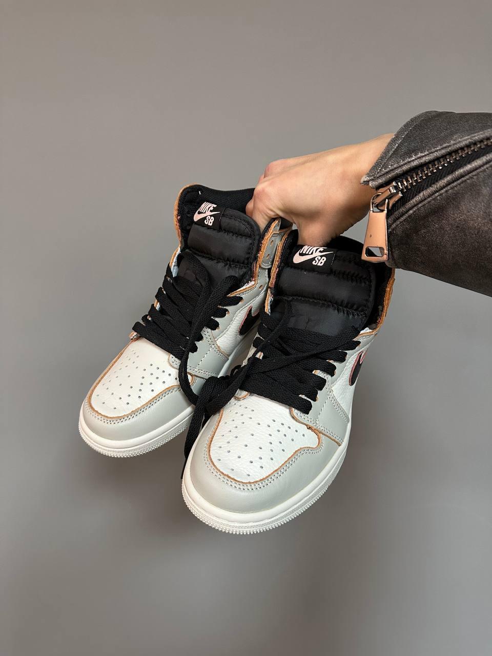 Nike Air Jordan 1 NYC to PARIS