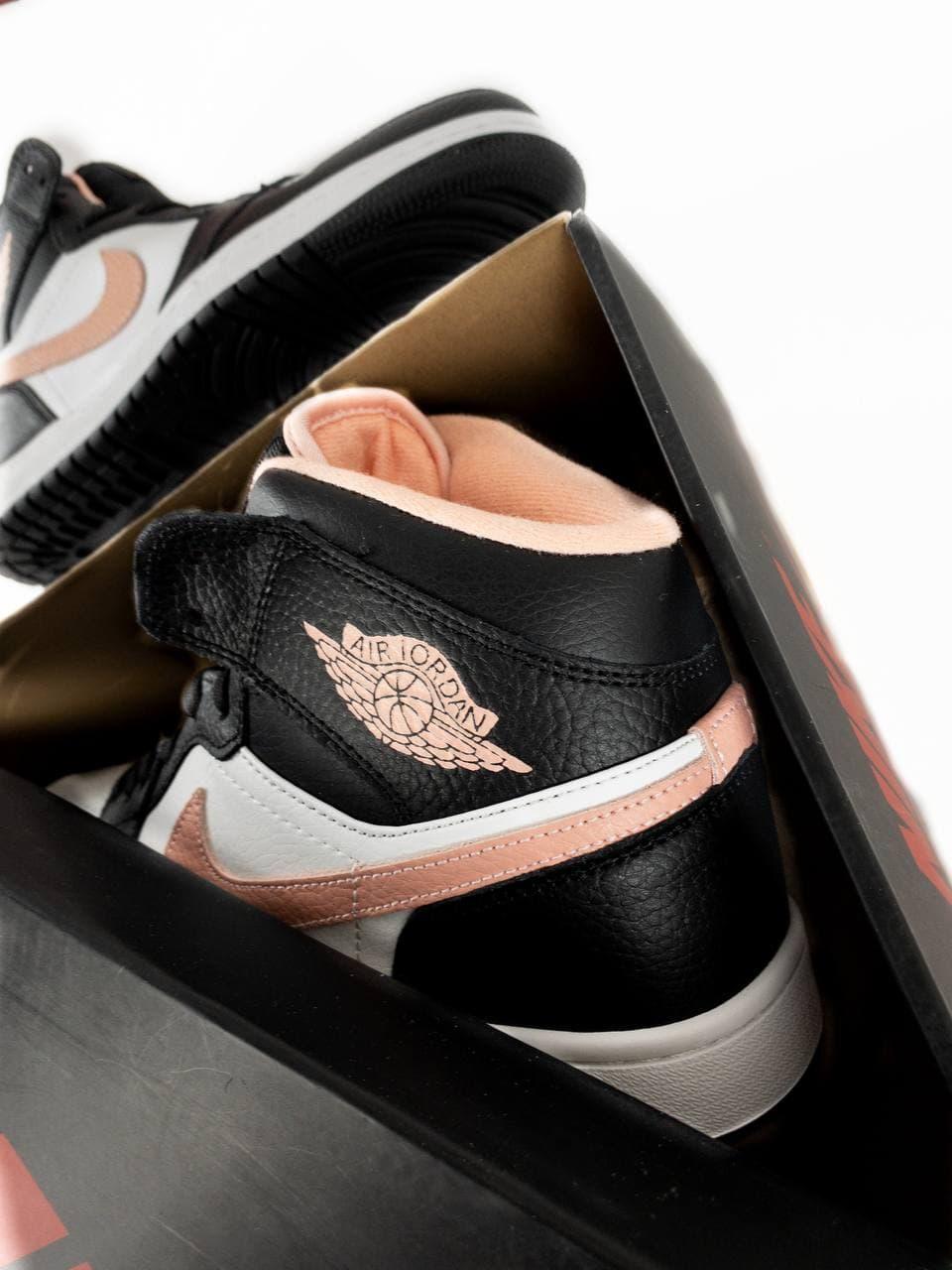 Nike Air Jordan 1 Black Pink