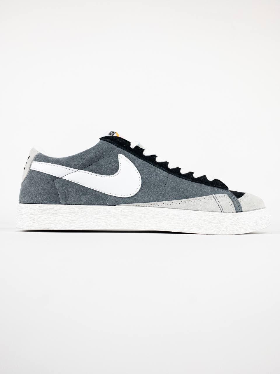 Nike Blazer Grey