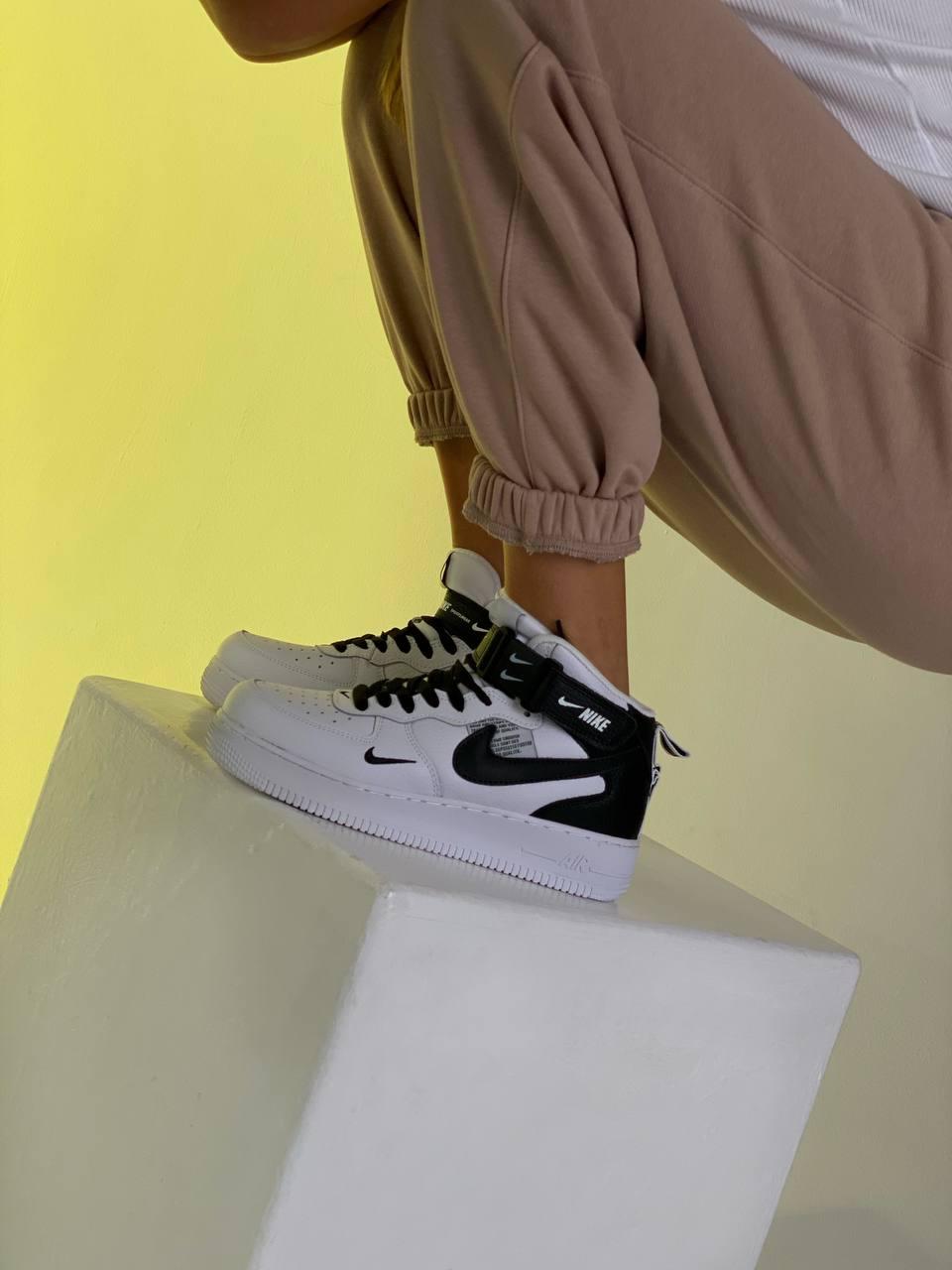 Nike Air Force High Black White