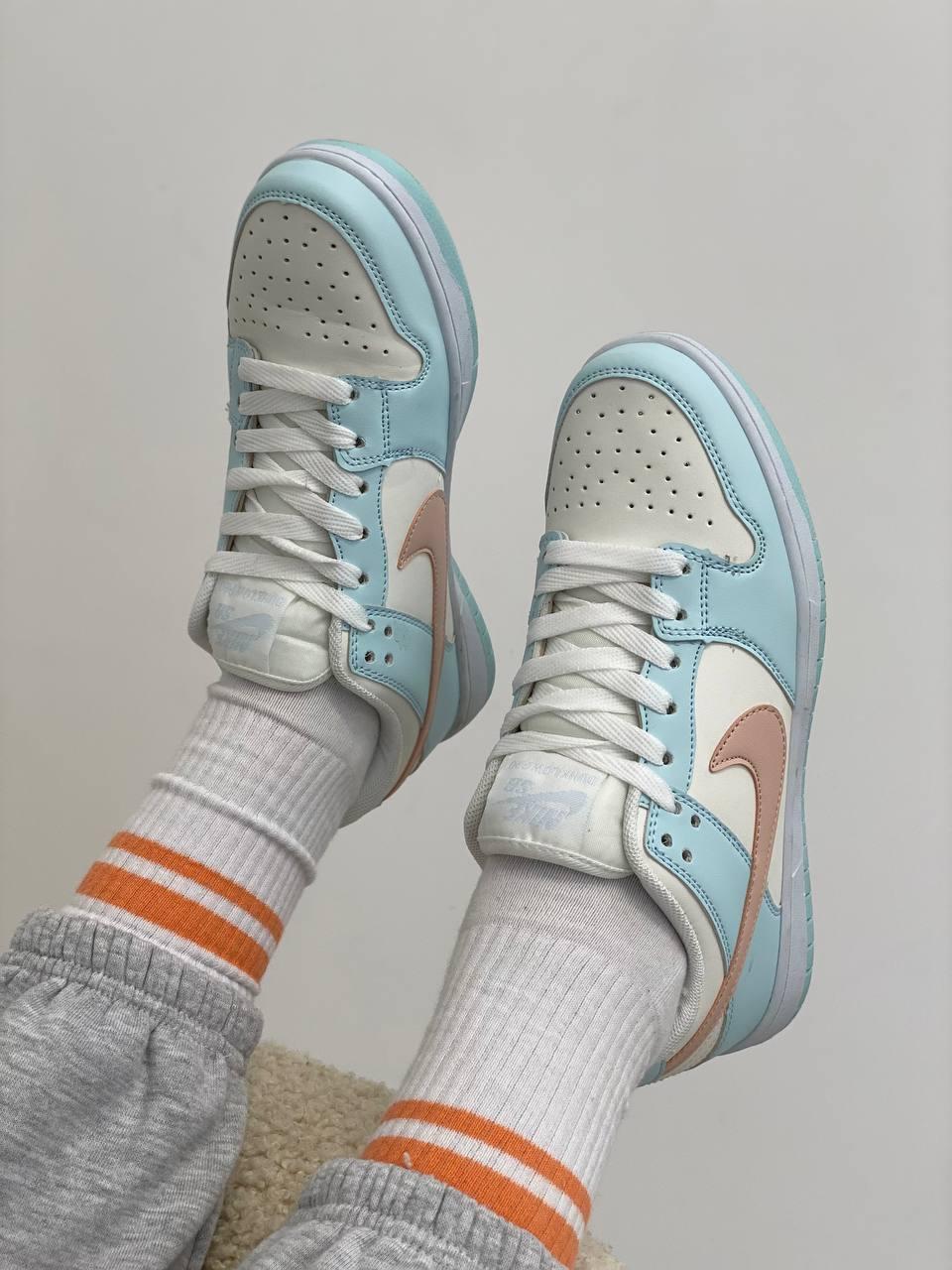 Nike SB Dunk Blue Pink