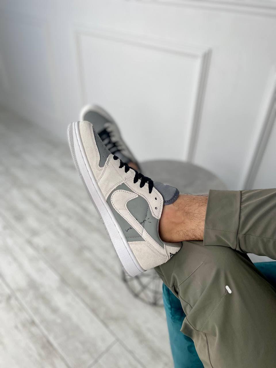 Air Jordan 1 Low Travis Scott Beige