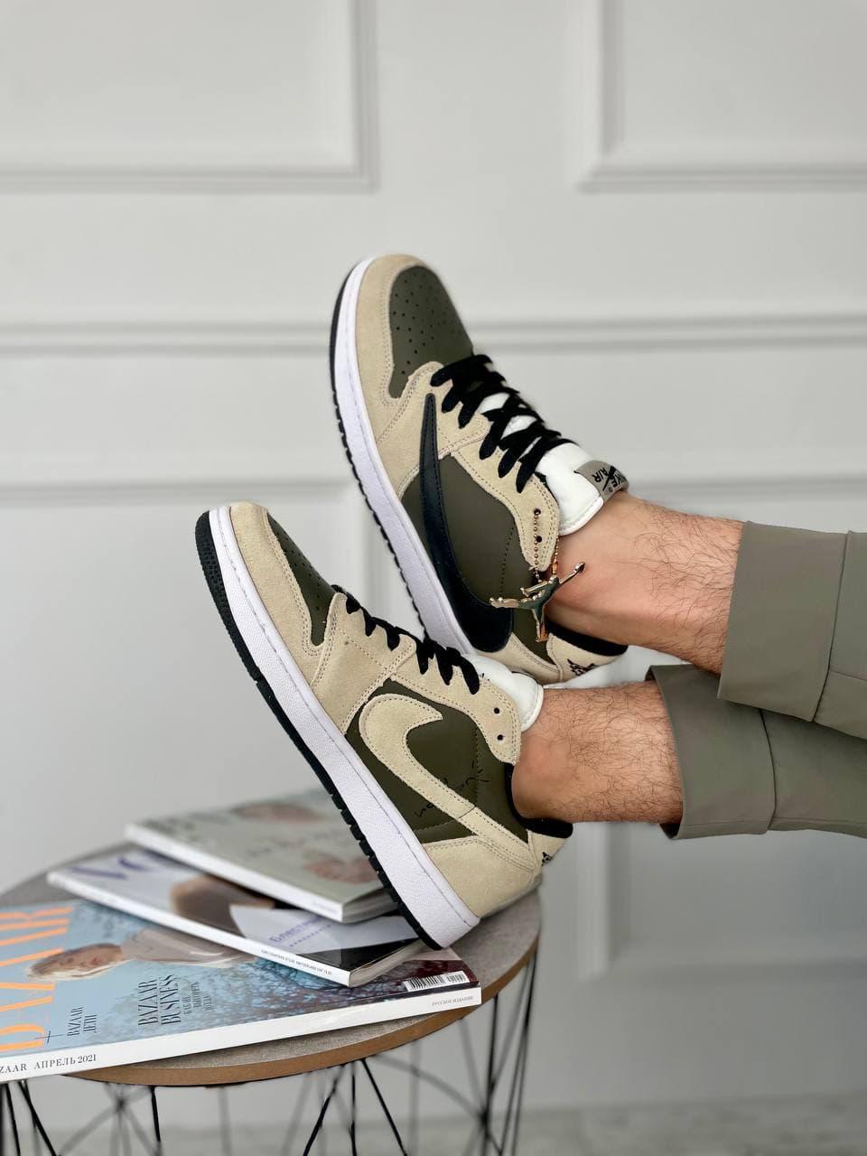 Air Jordan 1 Low Travis Scott Green