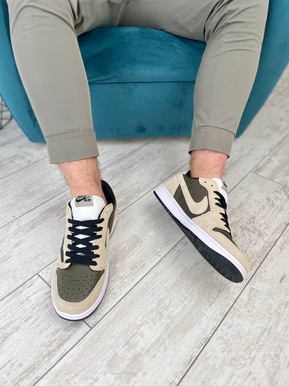 Air Jordan 1 Low Travis Scott Green