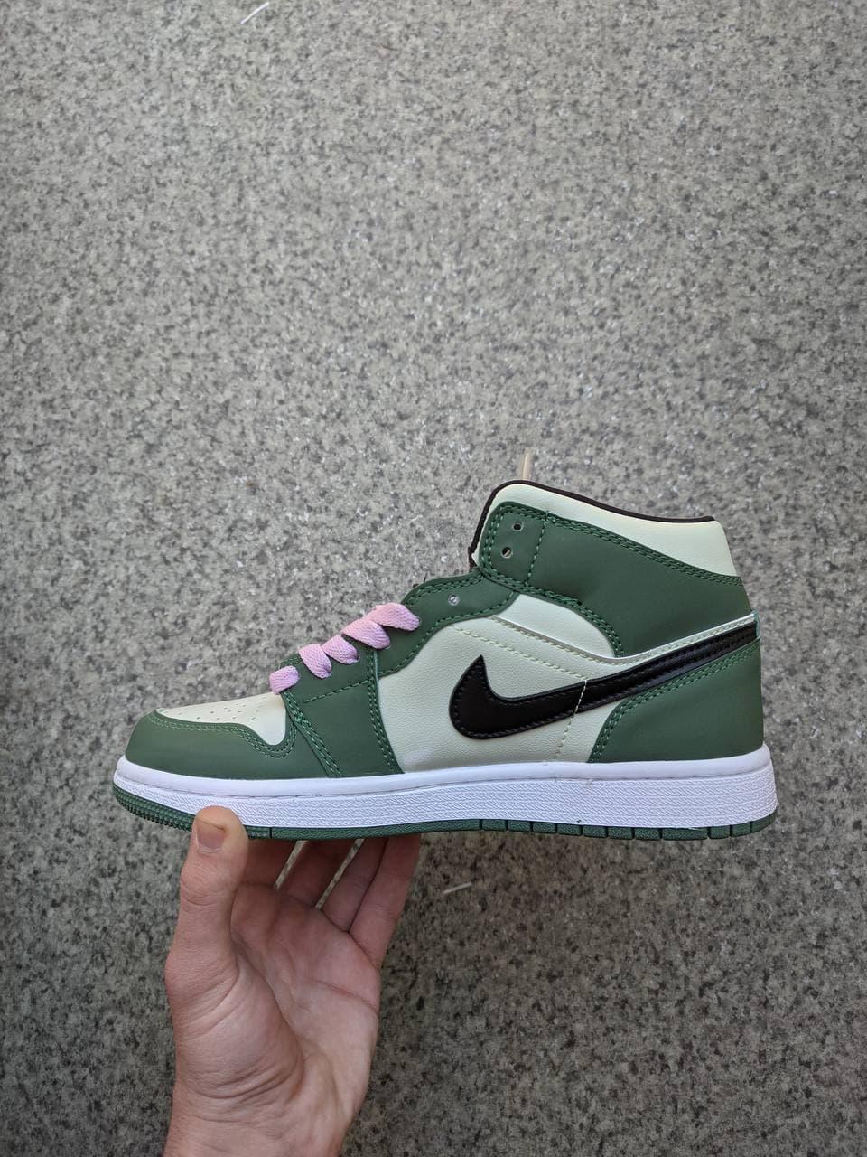 Nike Air Jordan 1 Retro Mid Green White