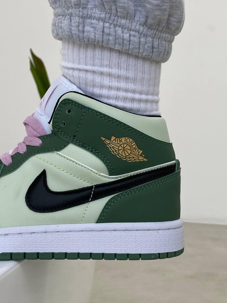 Nike Air Jordan 1 Retro Mid Dutch Green