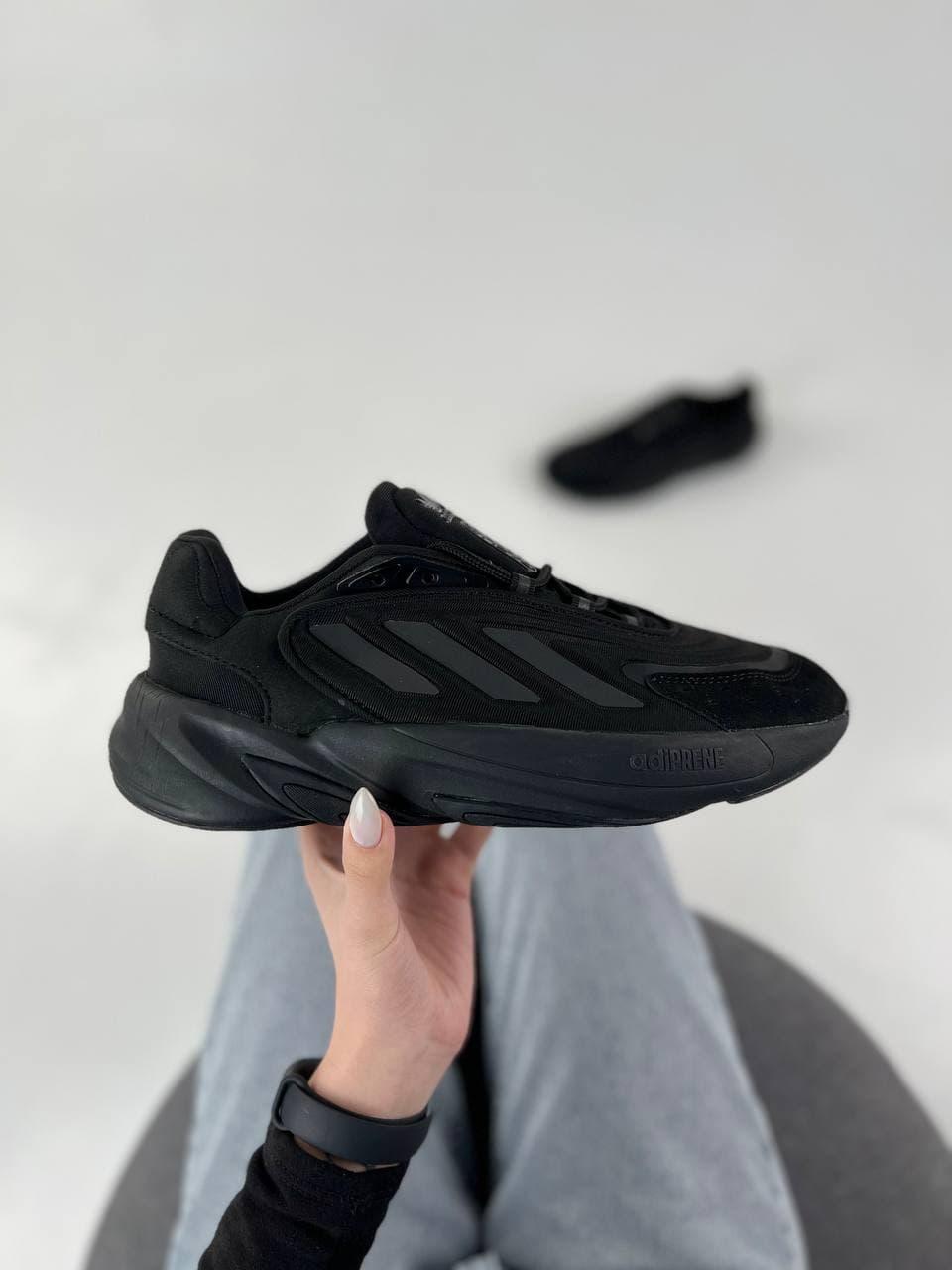 Adidas Ozelia Black