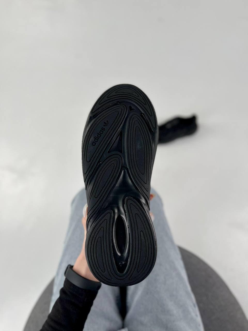 Adidas Ozelia Black