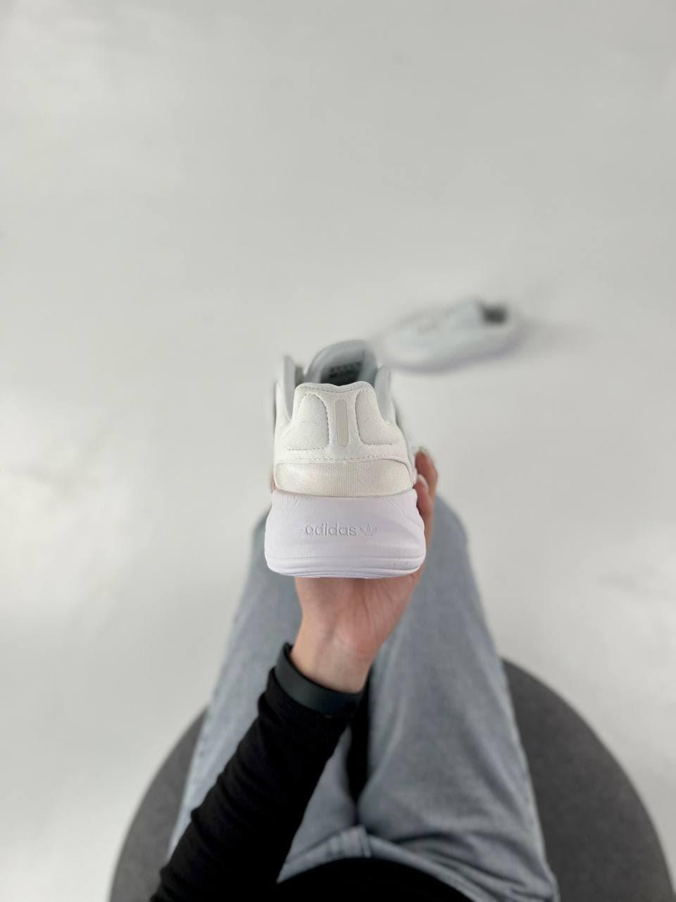 Adidas Ozelia White