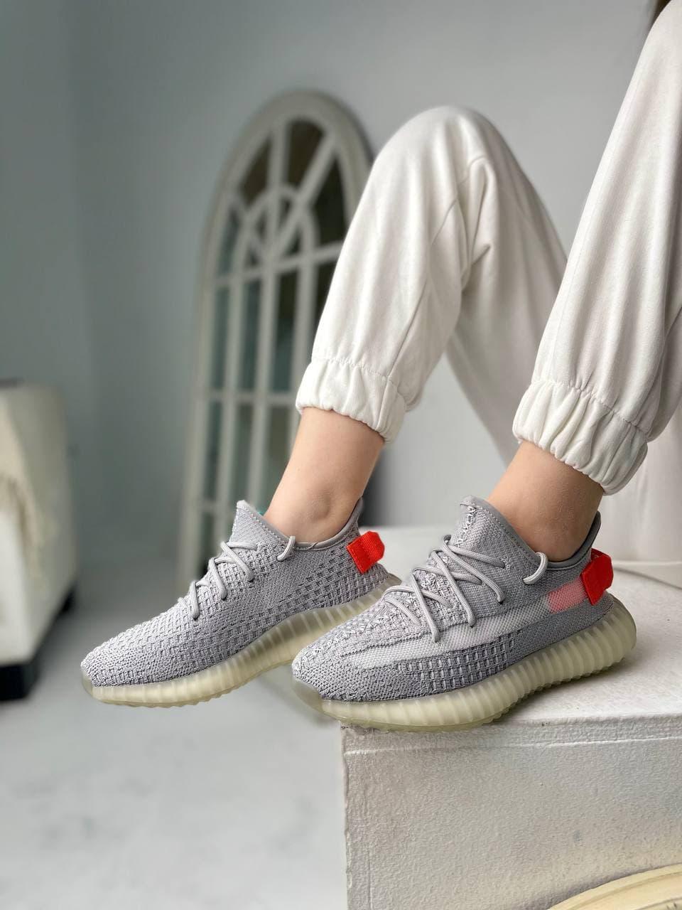 Adidas Yeezy Boost 350 V2 Tail Light 2