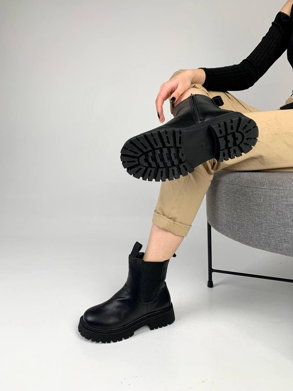 Bottega Veneta Black (No Brand) Змійка
