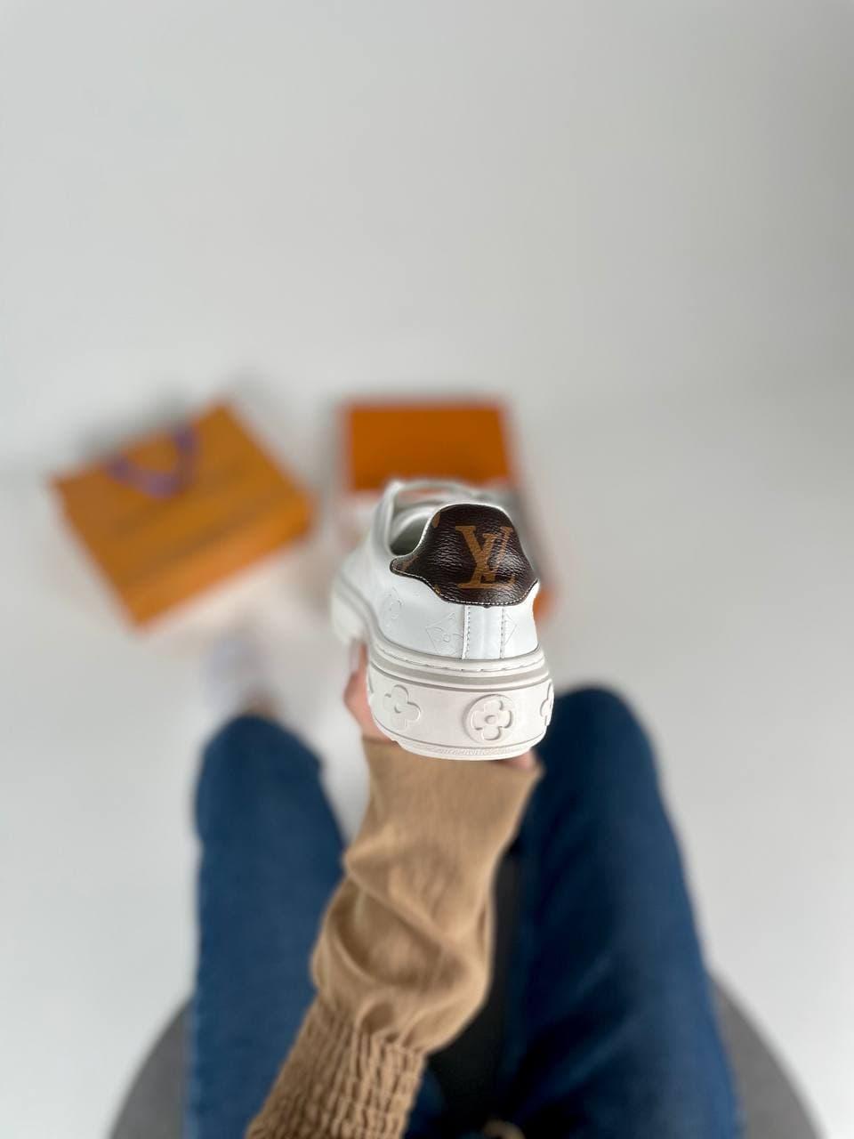 Louis Vuitton White Brown 2