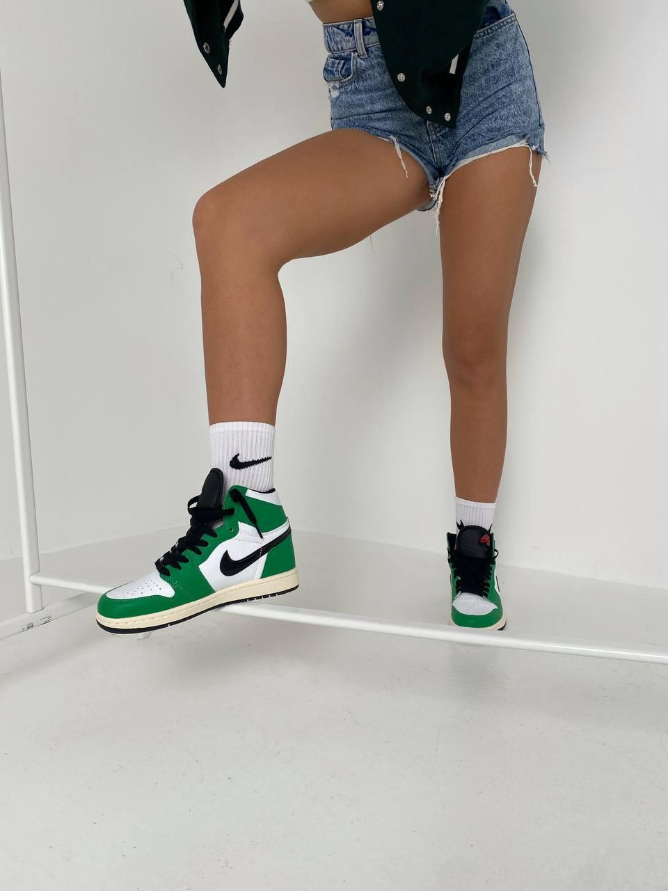 Nike Air Jordan 1 Retro High Black Green Orange