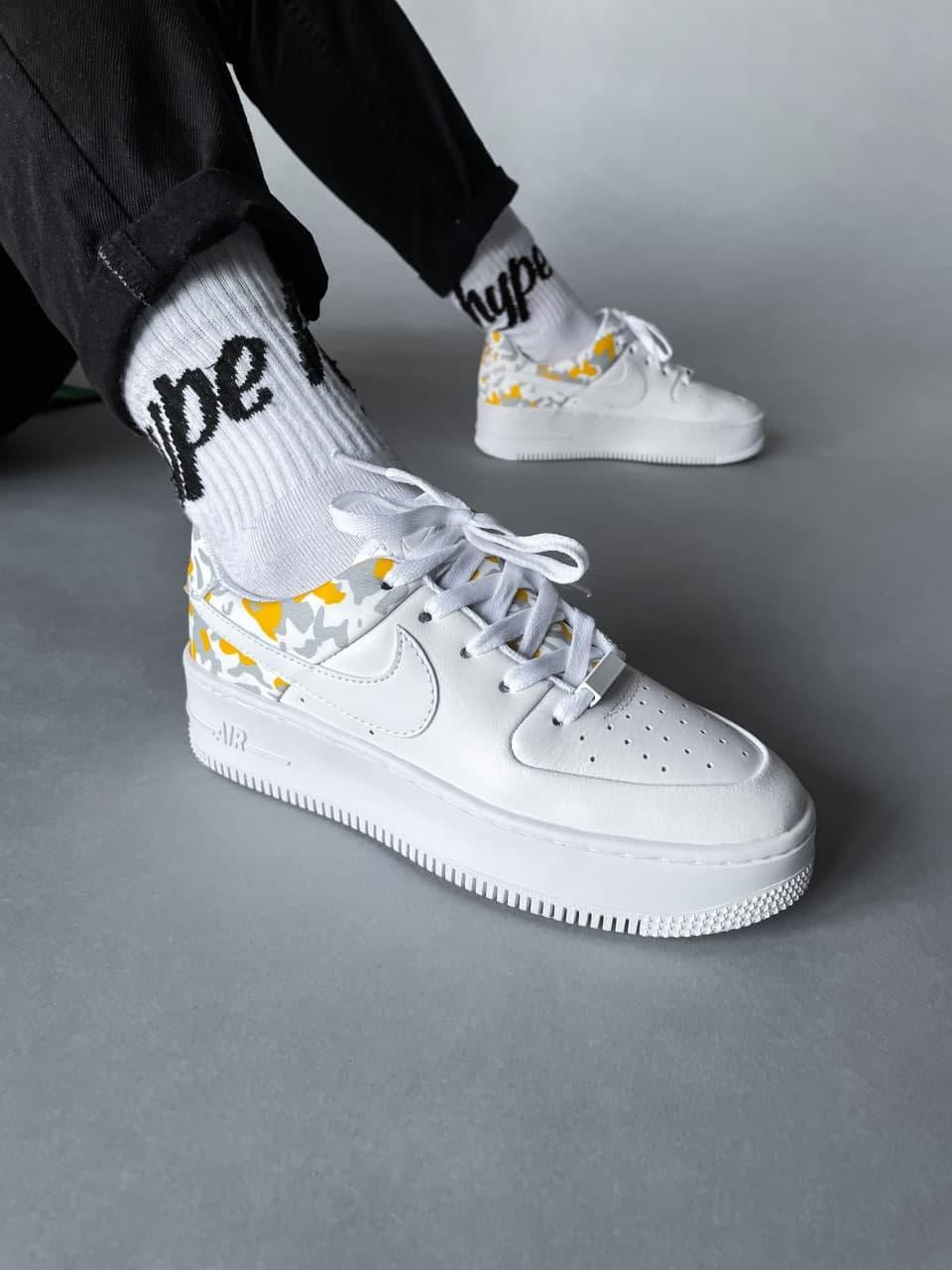 Nike Air Force 1 Sage White Flowers