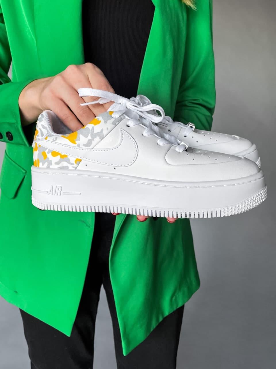 Nike Air Force 1 Sage White Flowers