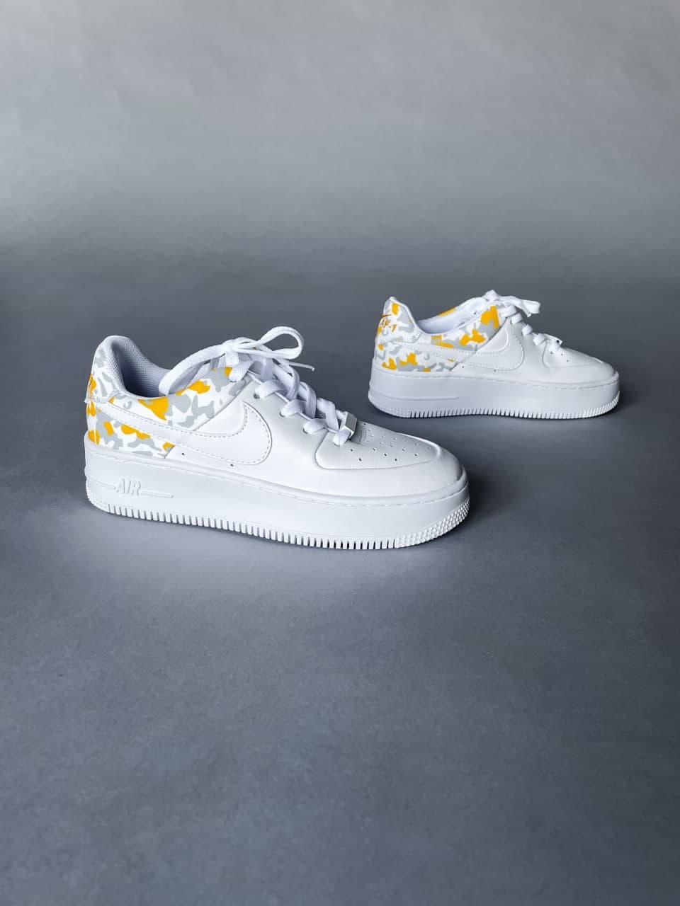 Nike Air Force 1 Sage White Flowers