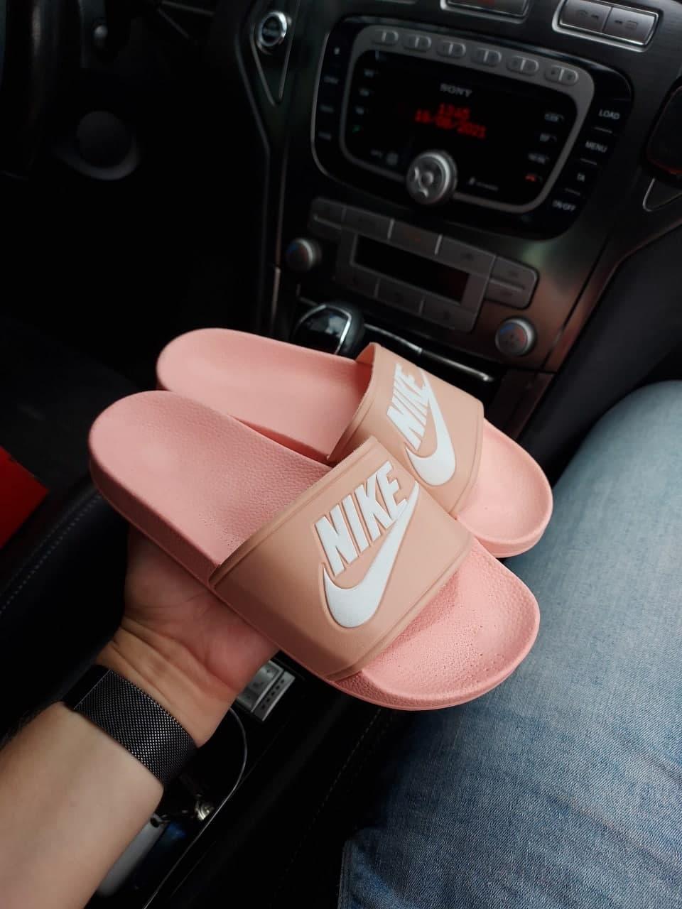Nike Pink White