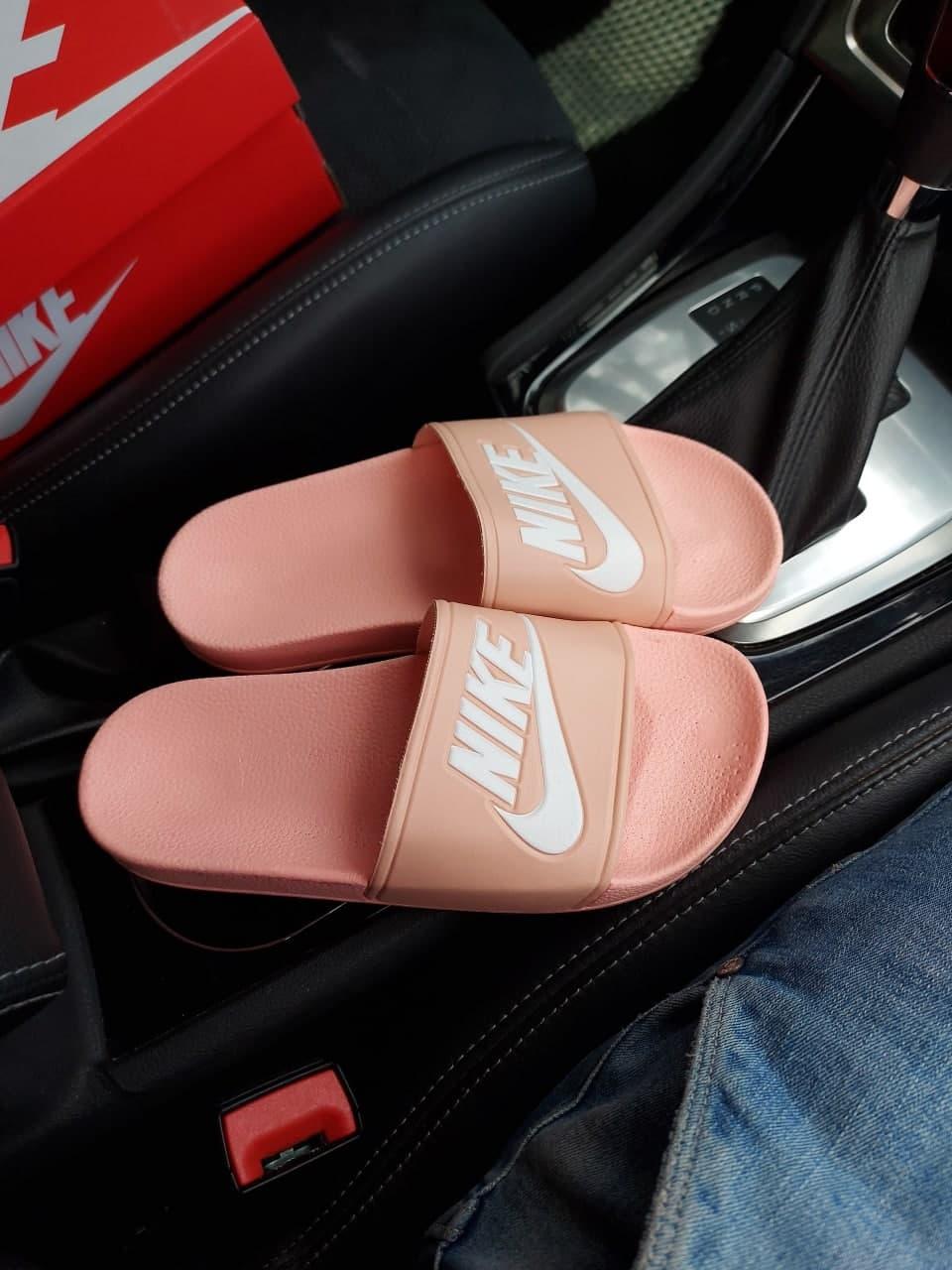Nike Pink White