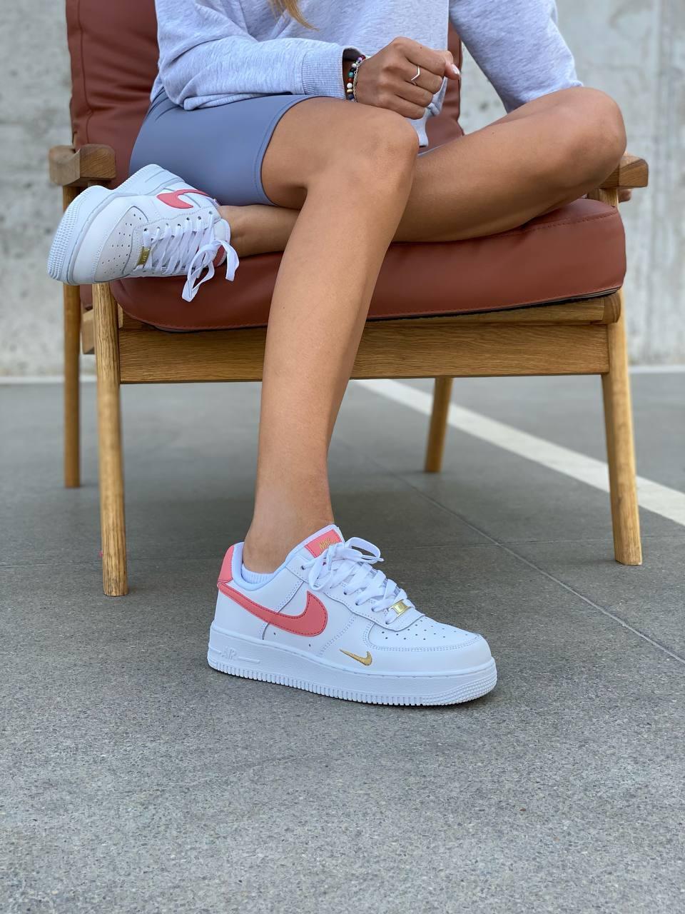 Nike Air Force 1 07 Rust Pink