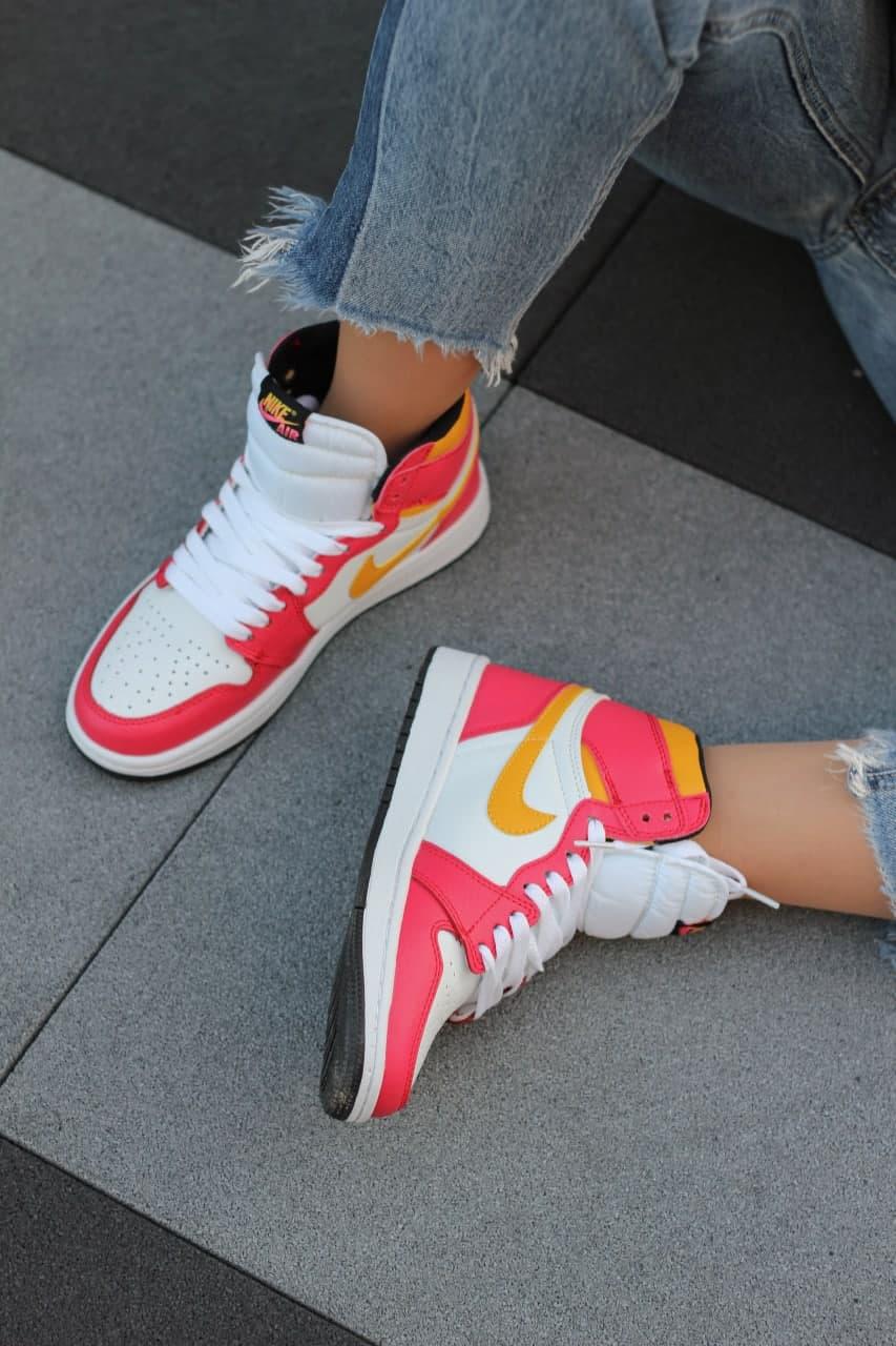 Nike Air Jordan 1 Retro High OG Light Fusion Red