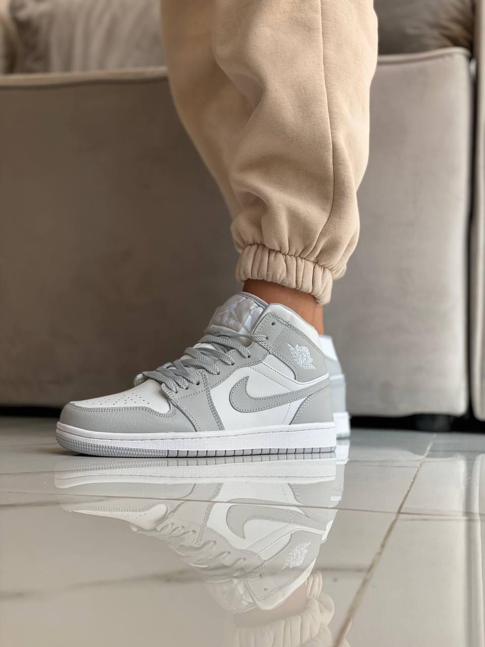 Nike Air Jordan 1 Retro White Grey