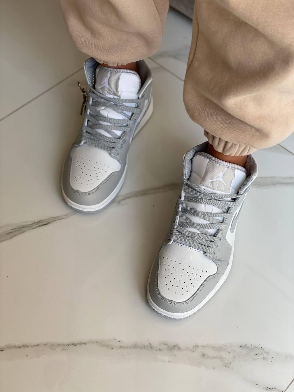 Nike Air Jordan 1 Retro White Grey