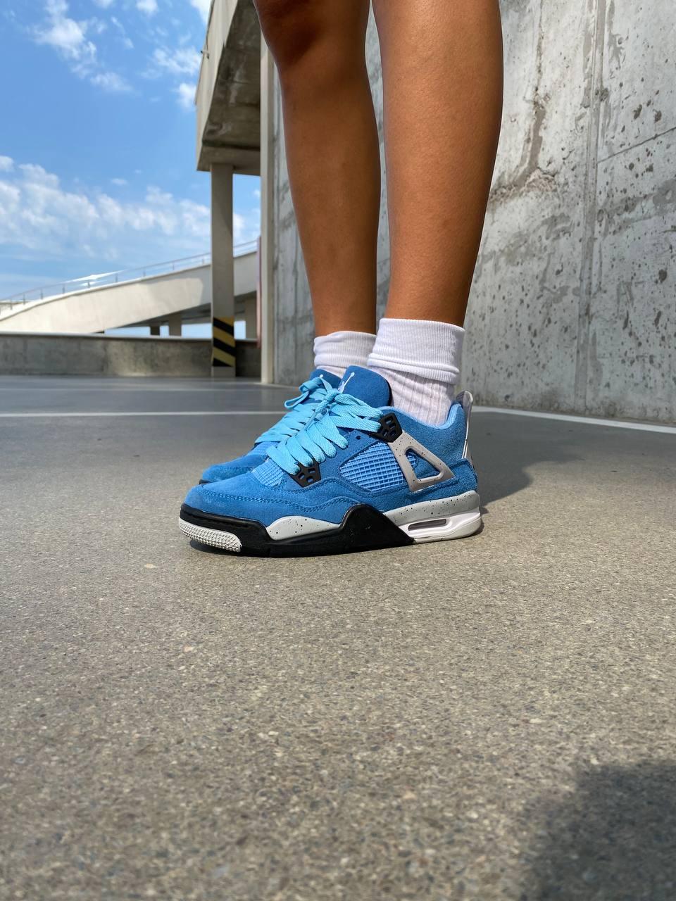 Nike Air Jordan 4 Retro University Blue