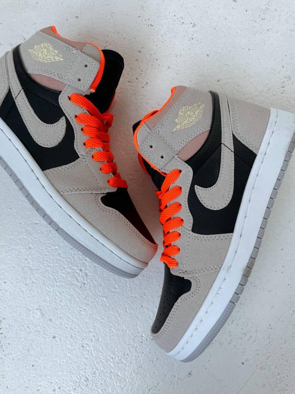 Nike Air Jordan 1 Retro Beige Black Orange