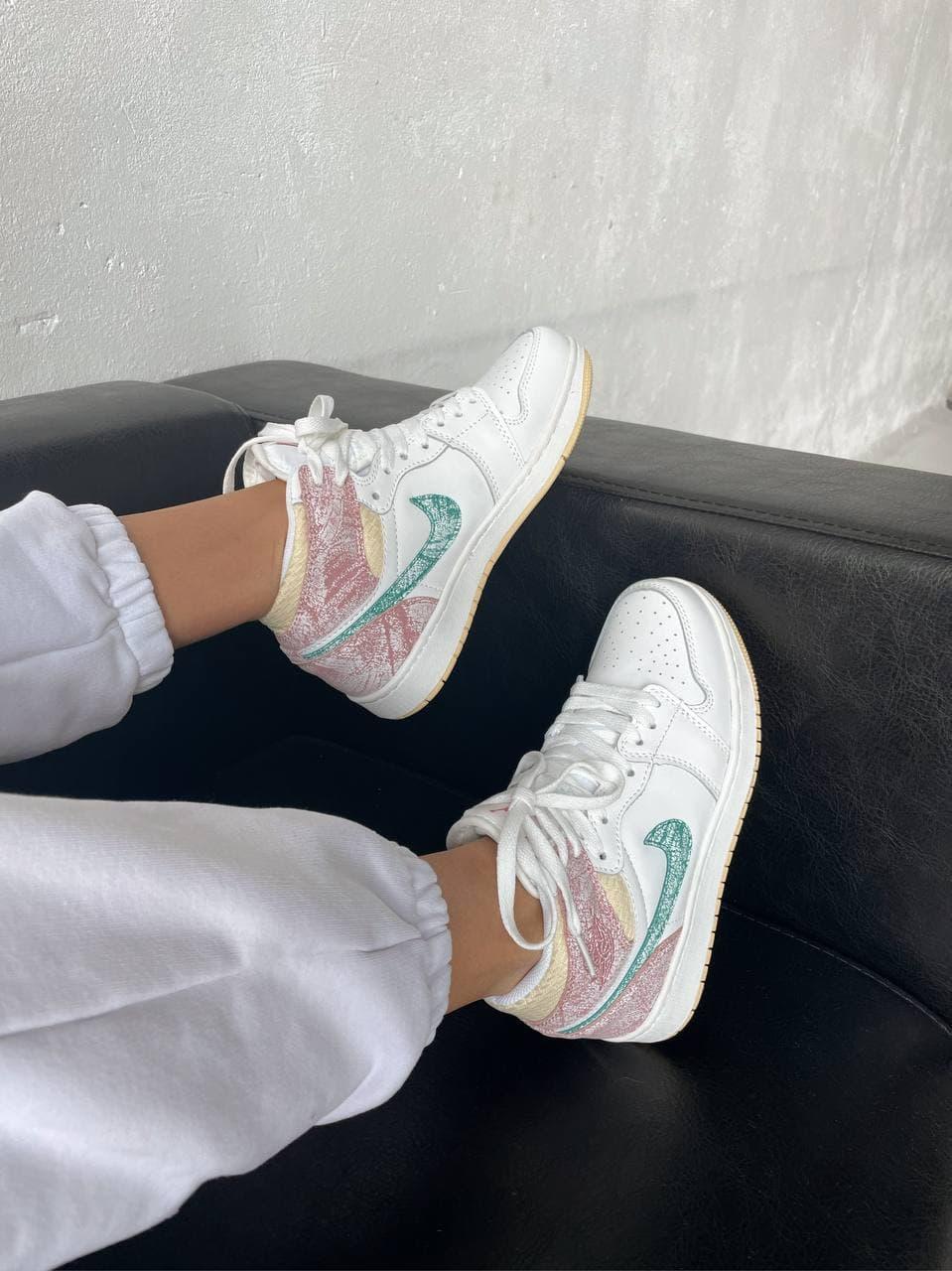 Nike Air Jordan 1 Retro Mid Ice Cream