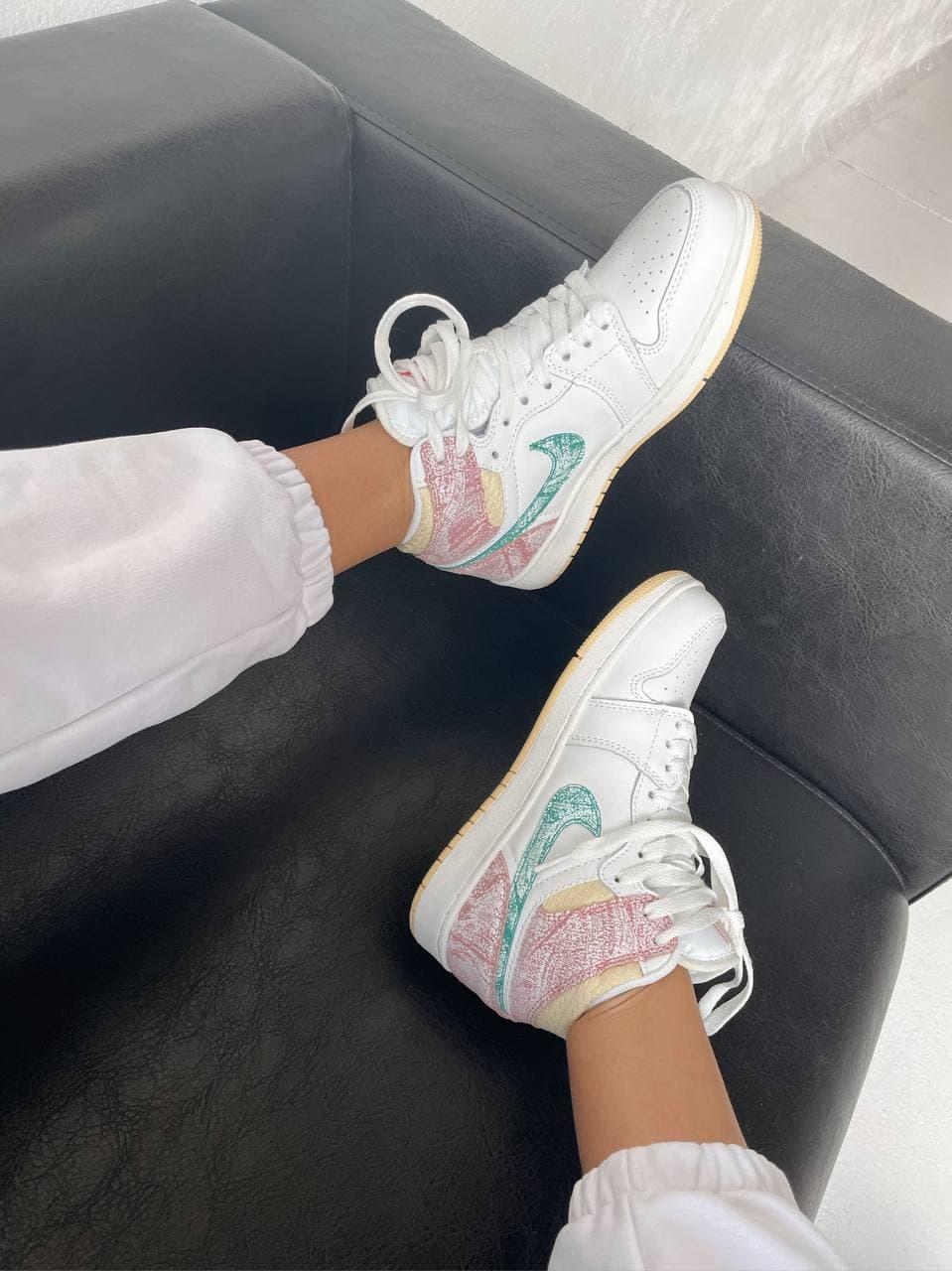 Nike Air Jordan 1 Retro Mid Ice Cream