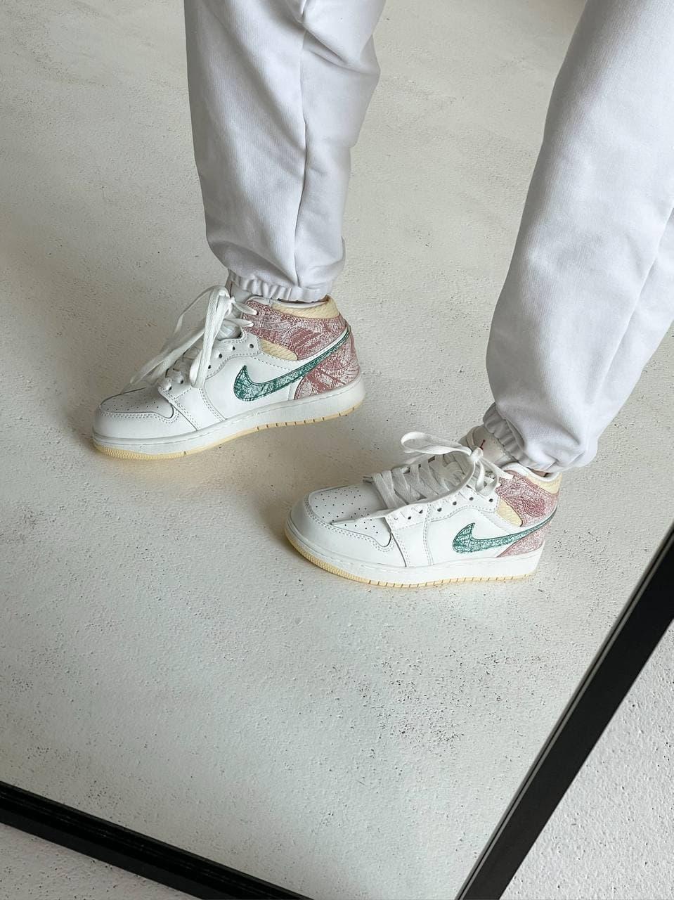 Nike Air Jordan 1 Retro Mid Ice Cream