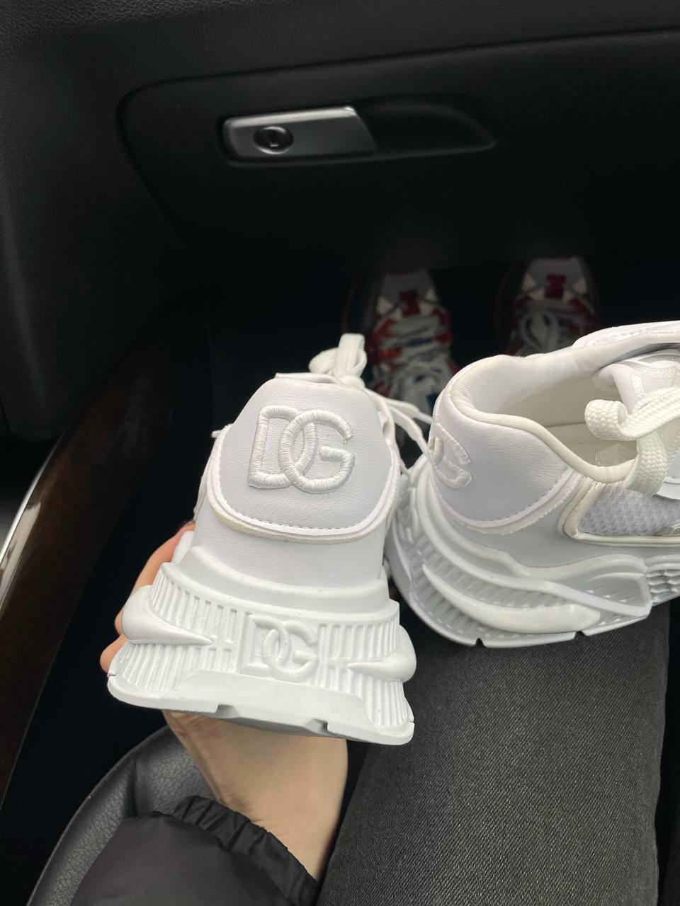 DG Daymaster White