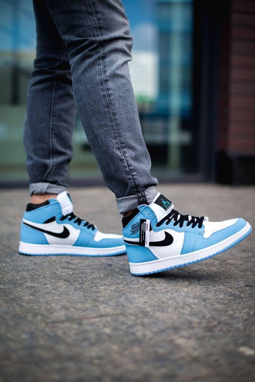 Nike Air Jordan 1 High OG University Blue