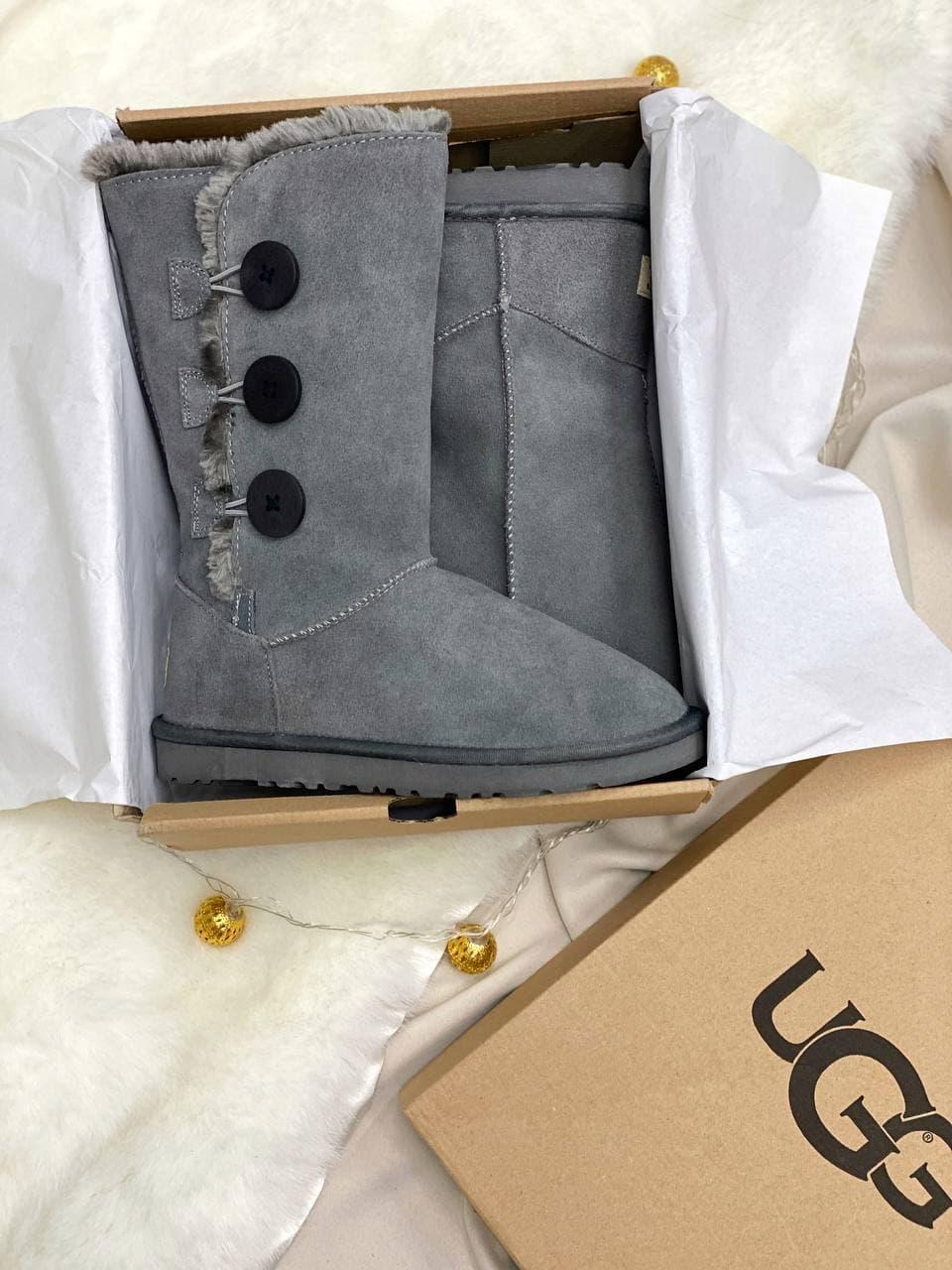 UGG Bailey Button Triplet II Lite Shade
