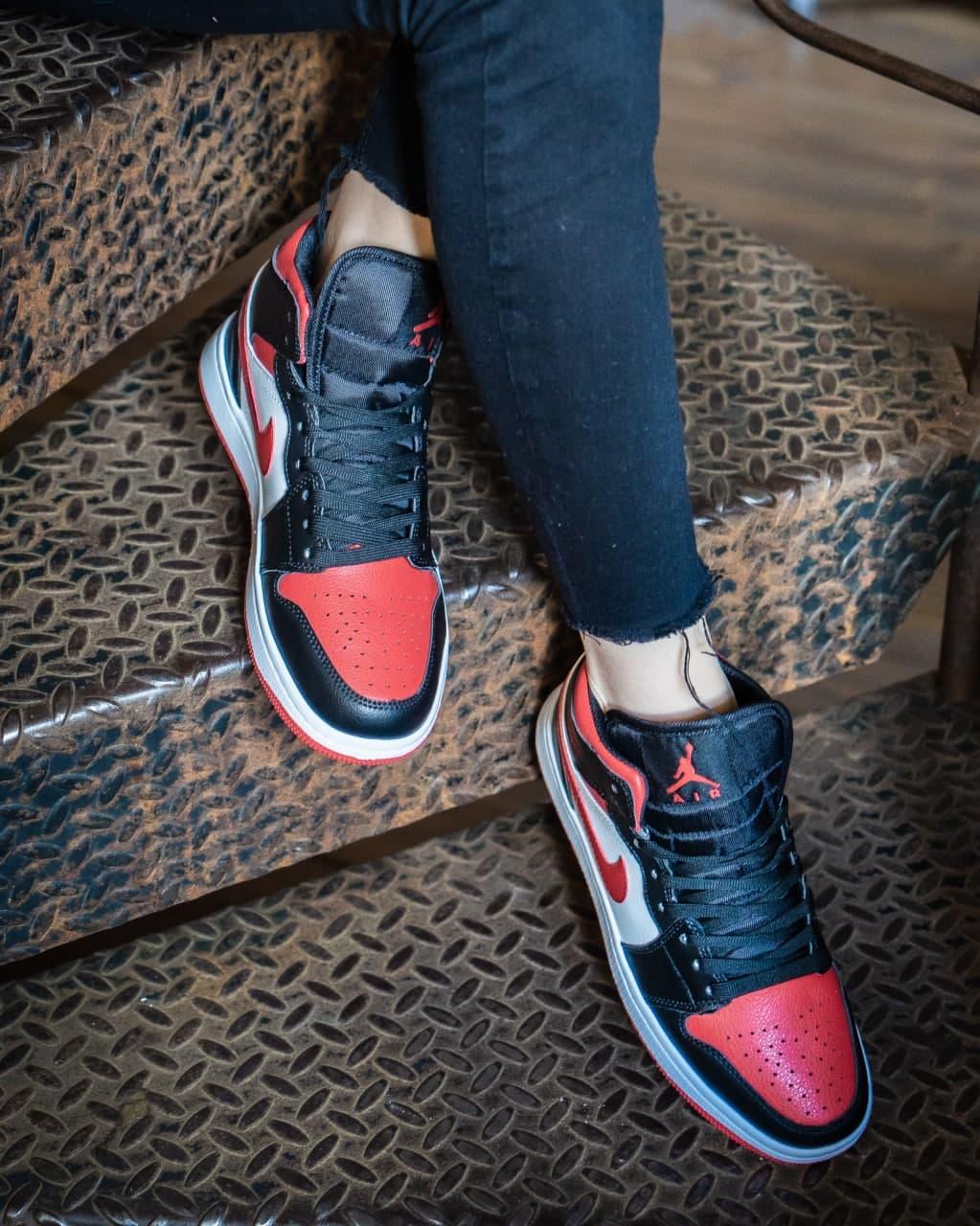 Nike Air Jordan Retro1 Black Red
