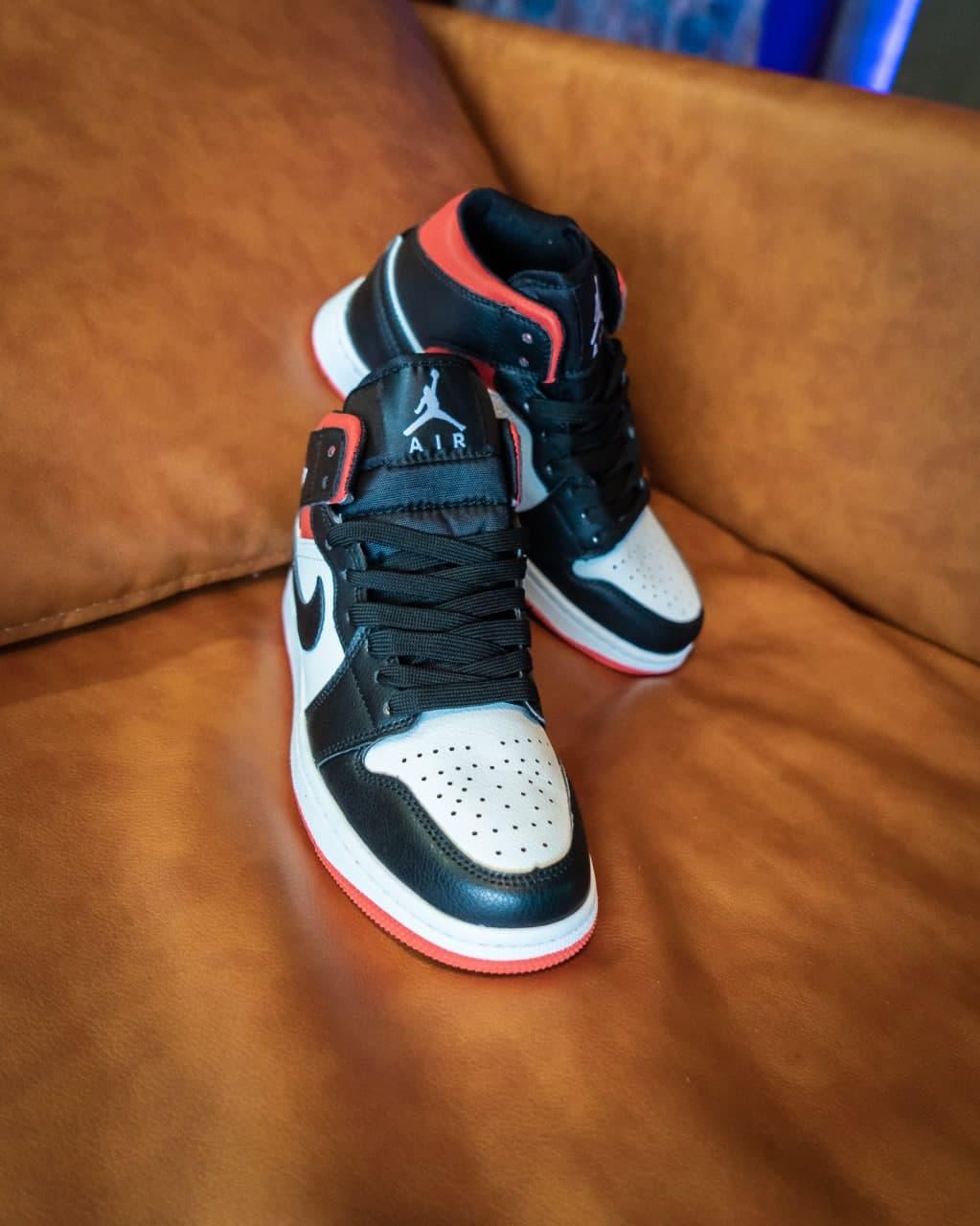 Nike Air JORDAN 1 Retro Mid White Red