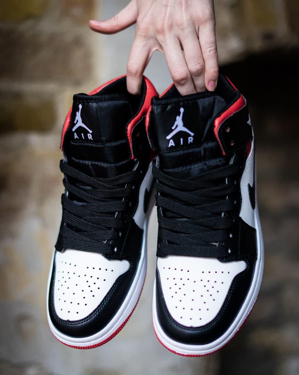 Nike Air JORDAN 1 Retro Mid White Red